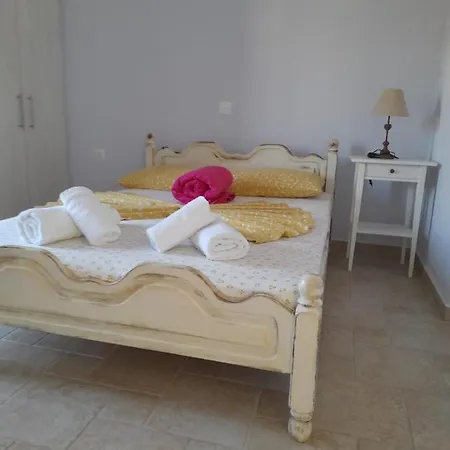 Villa Acharavi, Next To The