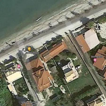 Acharavi, Next To The فيلة