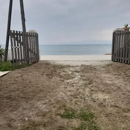 Acharavi, Next To The Αχαράβη