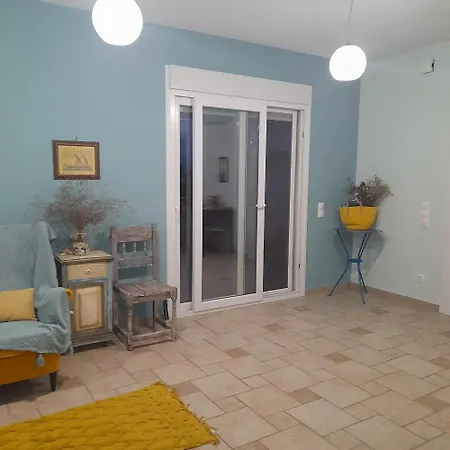 Acharavi, Next To The فيلة *