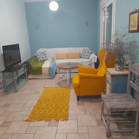 Villa Acharavi, Next To The *