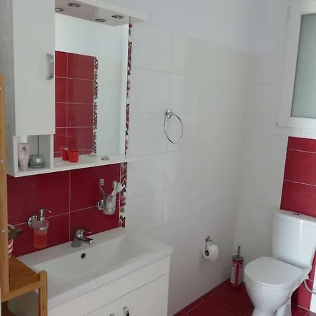 Villa Acharavi, Next To The Akharavi