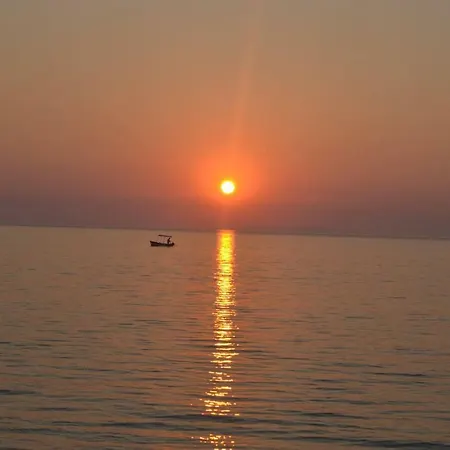 Acharavi, Next To The * Αχαράβη