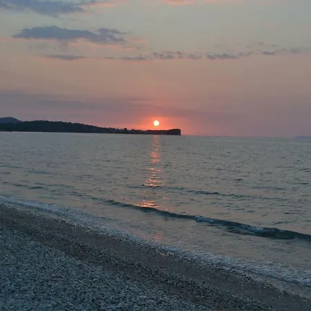 Villa Acharavi, Next To The