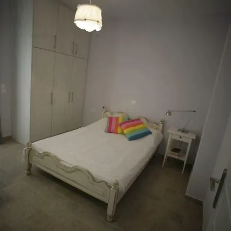 Acharavi, Next To The