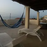 Vila Acharavi, Next To The
