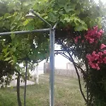 Acharavi, Next To The Βίλα *